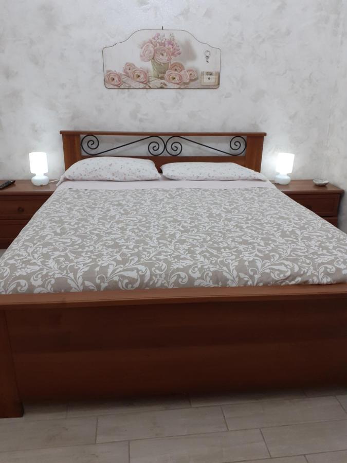 Casa Vacanza Sweet Home Джардіні-Наксос Екстер'єр фото