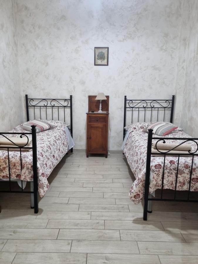 Casa Vacanza Sweet Home Джардіні-Наксос Екстер'єр фото