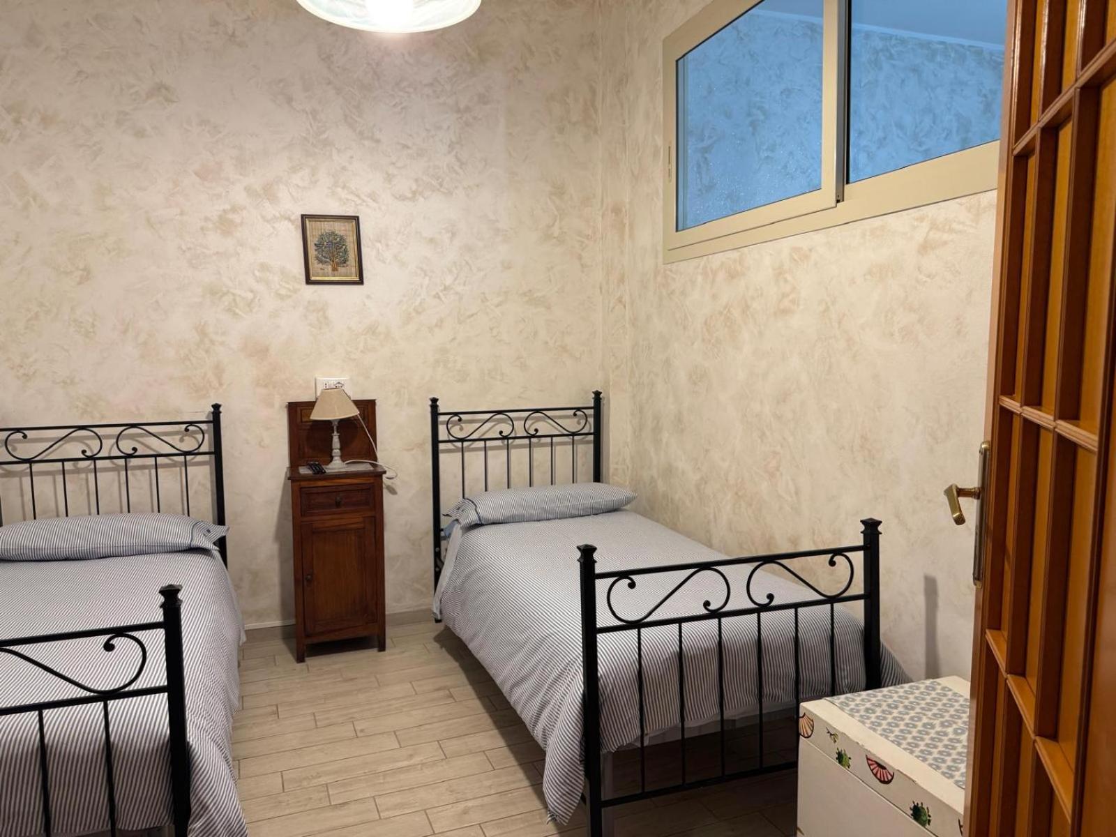 Casa Vacanza Sweet Home Джардіні-Наксос Екстер'єр фото