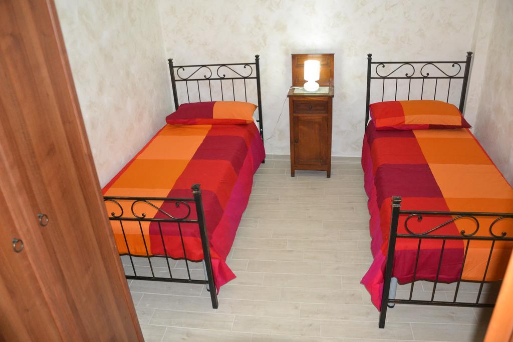 Casa Vacanza Sweet Home Джардіні-Наксос Екстер'єр фото